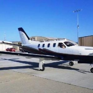Single-propeller aircraft