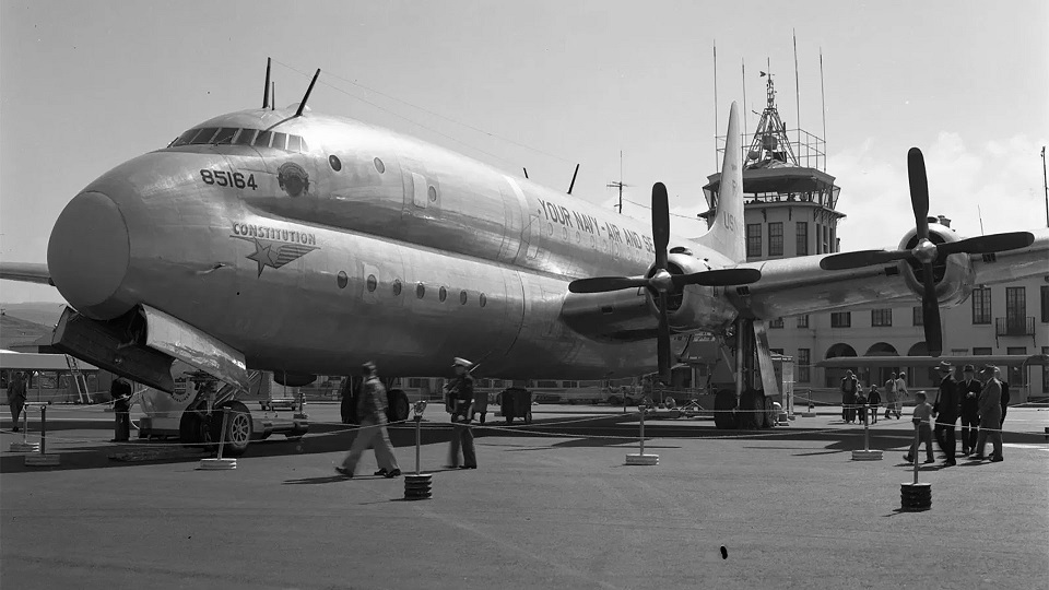 Lockheed R6V Constitution